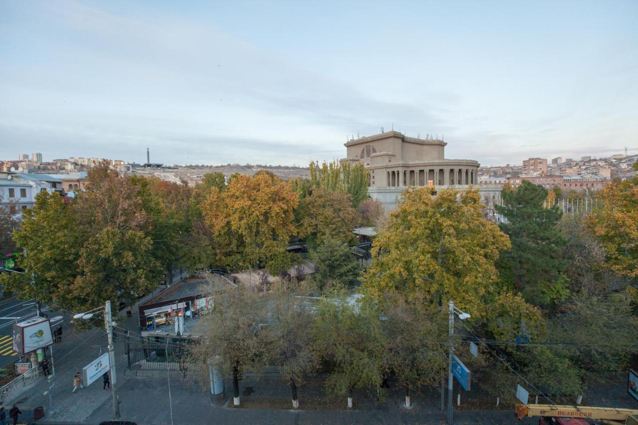 Opera Panorama Apartments Yerevan Exterior photo